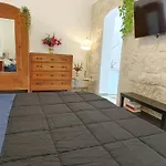 Zio Gio Apartment